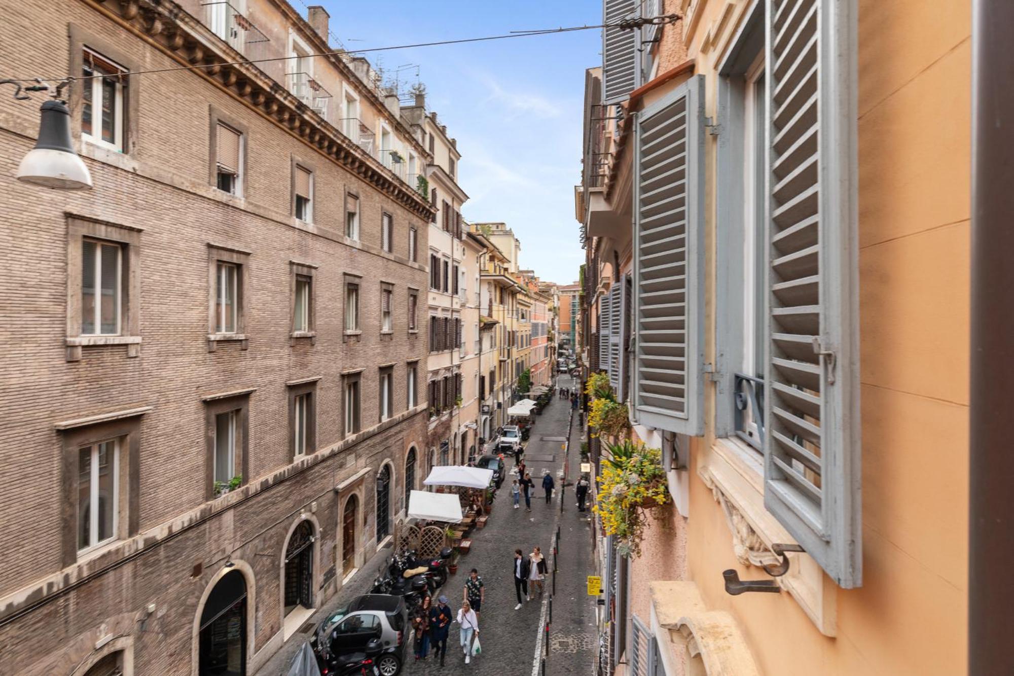 Monti Charming Amphora Apartment *